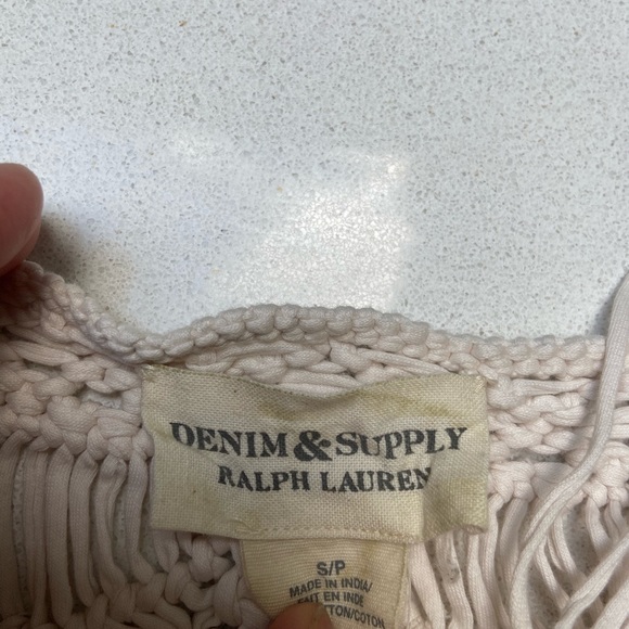 Cute Women’s Knitted Tank - Picture 2 of 3